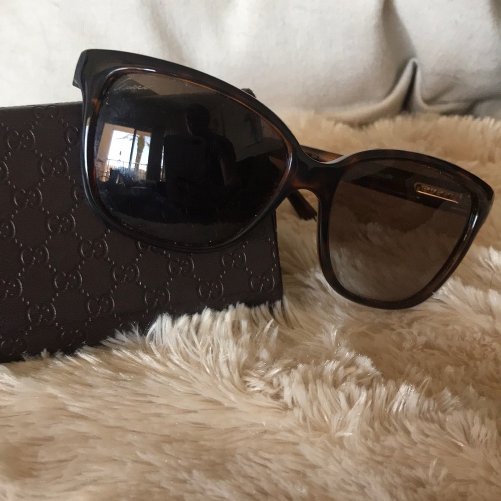 Gucci tortoise sunglasses